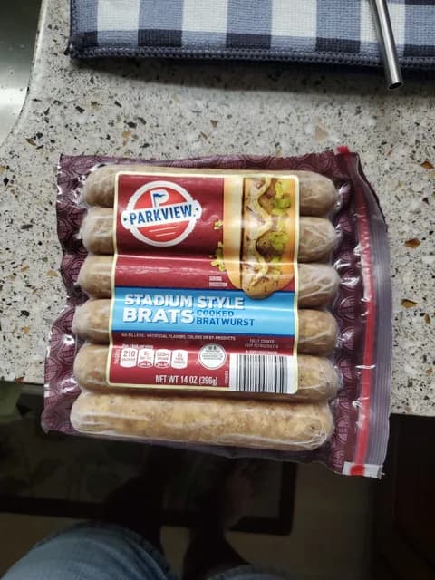 Parkview Stadium Style Brats Cooked Bratwurst