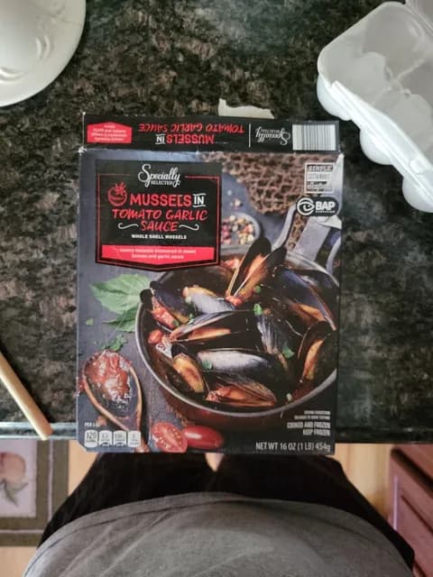 Specially Selected Mussels In Tomato Garlic Sauce