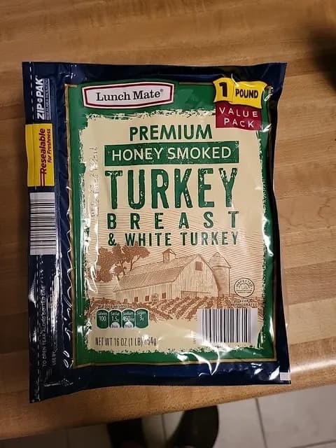 Lunch Mate Premium Honey Smoked Turkey Breast & White Turkey