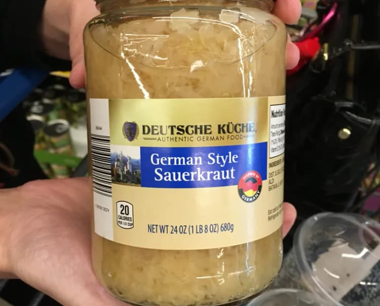 Deutsche Kuche. German Style Sauerkraut