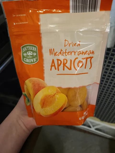 Southern Grove Dried Mediterranean Apricots