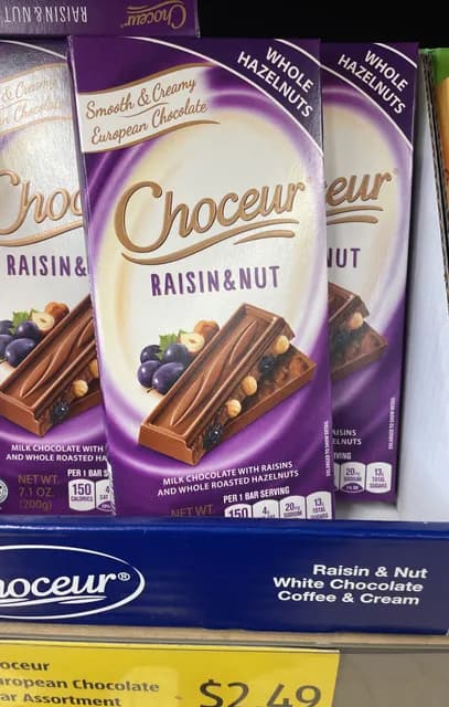Choceur Milk Chocolate With Raisins And Whole Roasted Hazelnuts