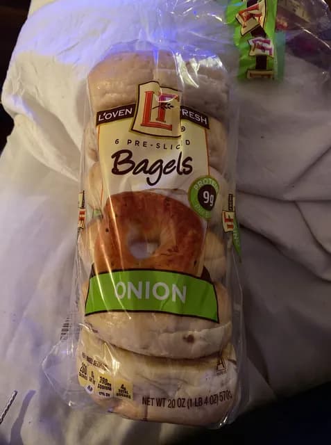 L'Oven Fresh Onion Bagels