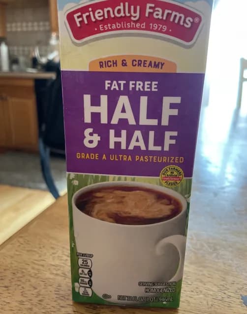 Friendly Farms Rich & Creamy Fat Free Half & Half, Grade A Ultra Pasteurized