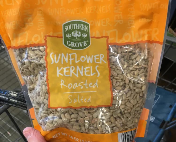 Southern Grove Sunflower Kernels Roasted Salted