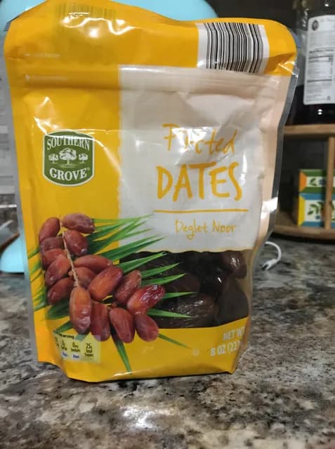 Southern Grove Pitted Dates