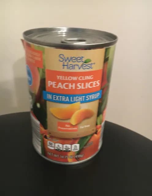 Sweet Harvest Yellow Cling Peach Slices In Extra Light Syrup
