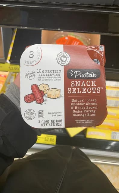 Park Street Deli Protein Snack Selects Natural Sharp Cheddar Cheese & Honey Brown Sugar Turkey Sausage Bites