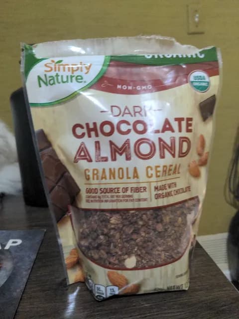 Simply Nature Dark Chocolate Almond Granola Cereal
