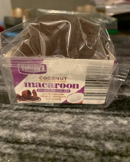 Is it Vegan? Benton’s Coconut Macaroon Double Chocolate