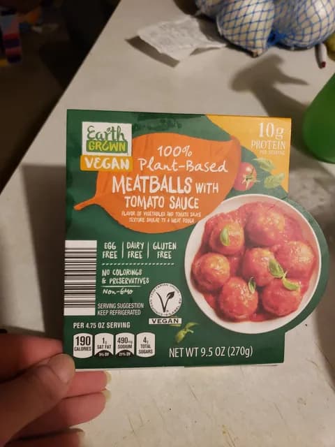 Earth Growth 100% Plant-Based Meatballs With Tomato Sauce