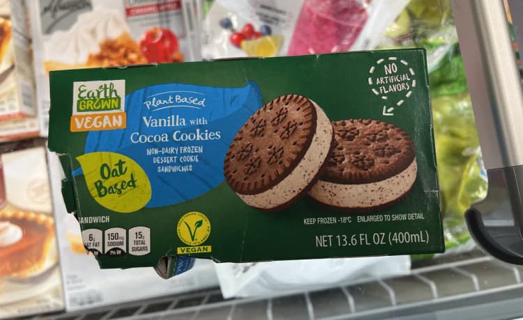 Earth Grown Vegan Plant Based Vanilla With Cocoa Cookies