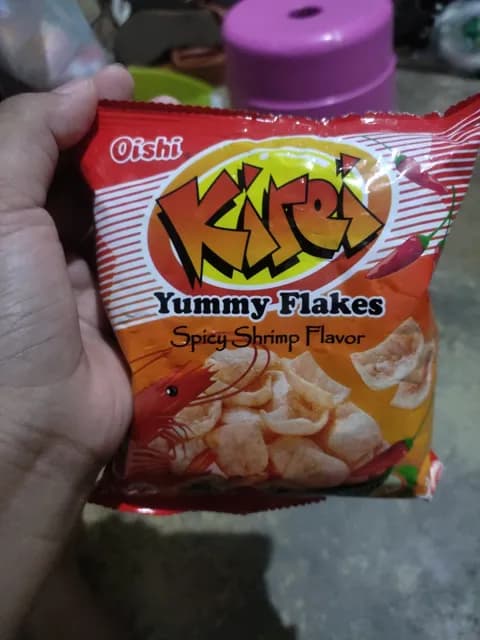 Oishi Kirei Yummy Flakes Spicy Shrimp Flavor