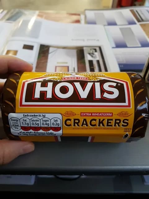 Hovis Extra Wheatgerm Crackers