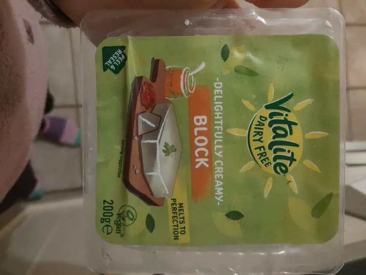 Vitalite Dairy Free Alternative To Cheese Block