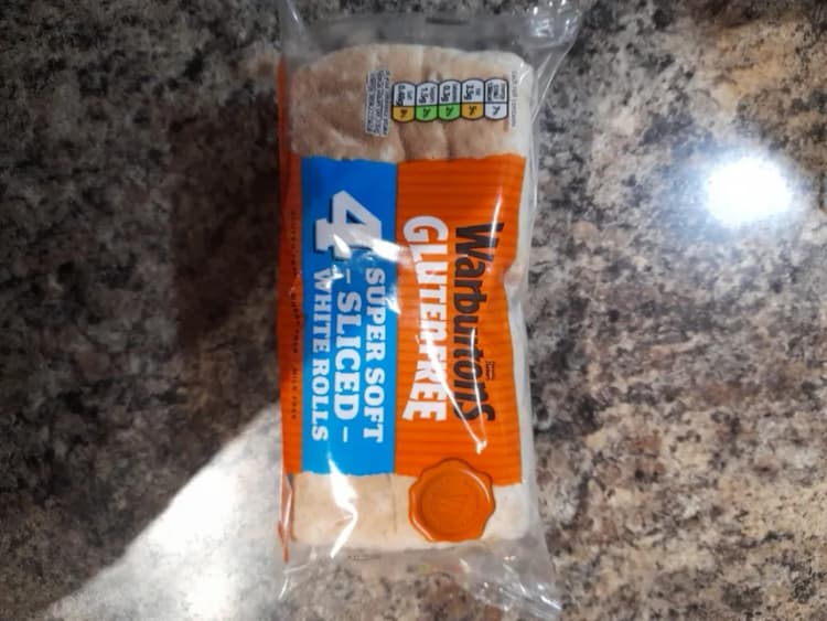 Warburtons 4 Super Soft Sliced White Rolls