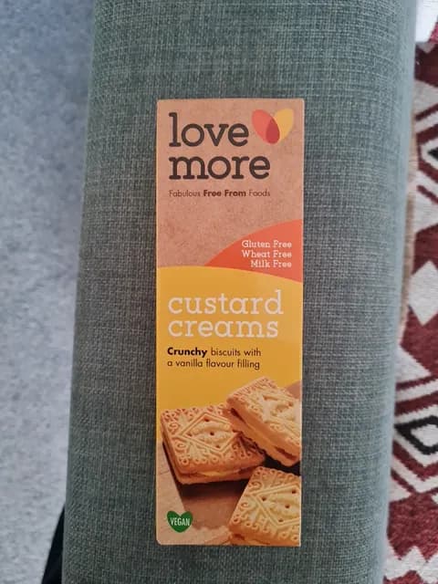Lovemore Crunchy Custard Creams
