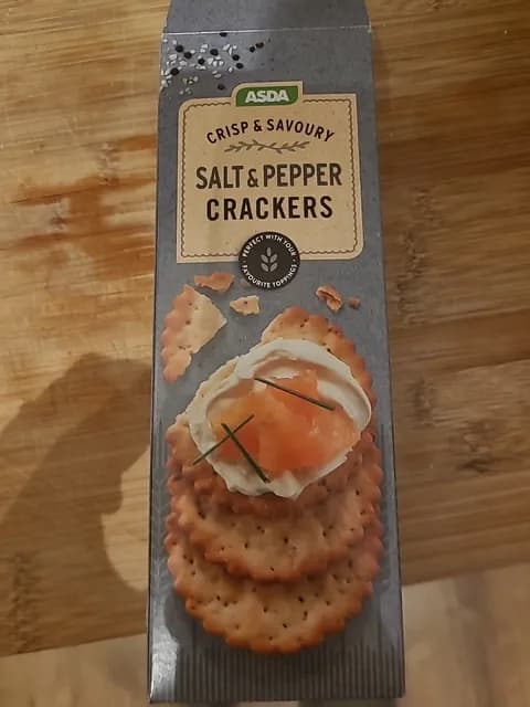 Asda Crisp & Savoury Salat & Pepper Crackers
