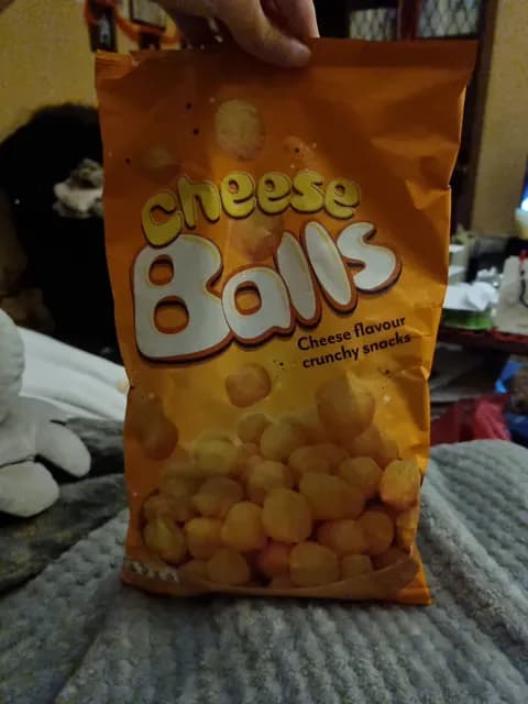 Cheese Balls Cheese Flavour Maize And Potato Snacks