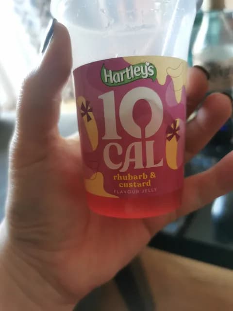 Hartley'S 10 Cal Rhubarb & Custard Flavoured Jelly