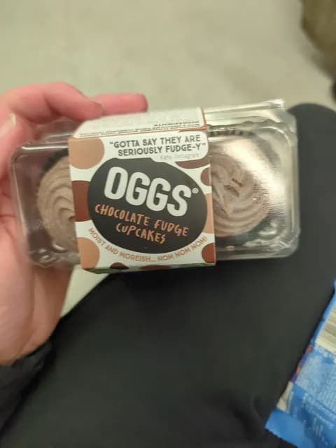 Oggs Chocolate Fudge Cup Cakes