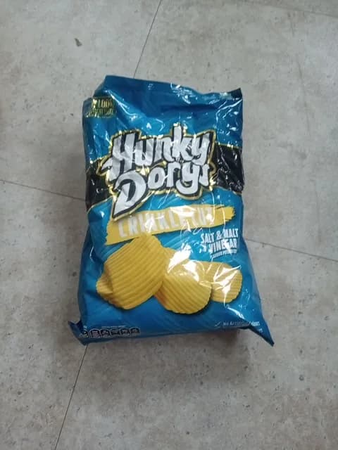 Hunky Dorys Crinkle Cut Salt & Malt Vinegar Flavour Potato Crisps