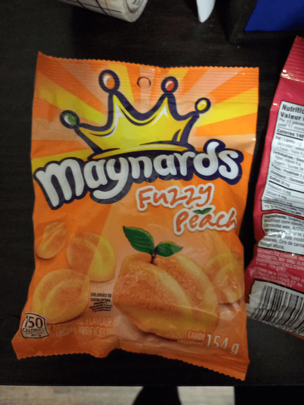 Maynards Fuzzy Peach Candy