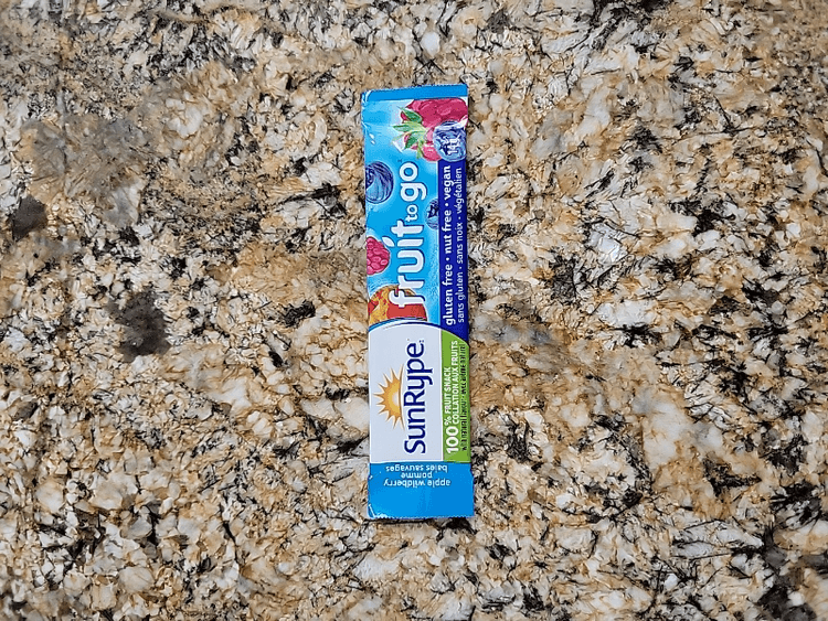 Sunrype Fruit To Go Apple Wildberry Fruit Snack