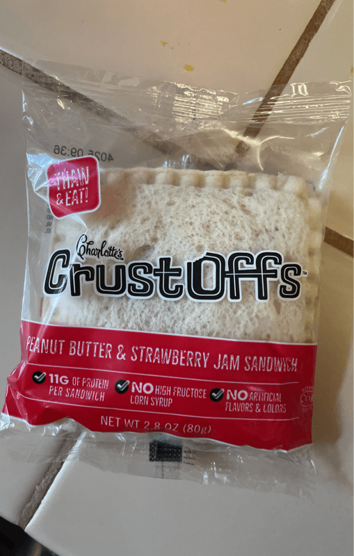 Charlotte'S Crust Offs Peanut Butter & Strawberry Jam Sandwich