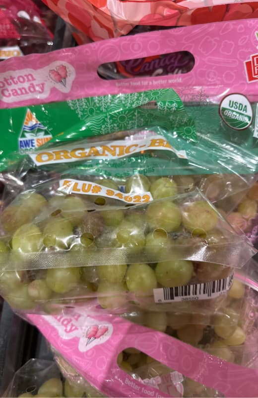 Awe Sum Organics Grapes