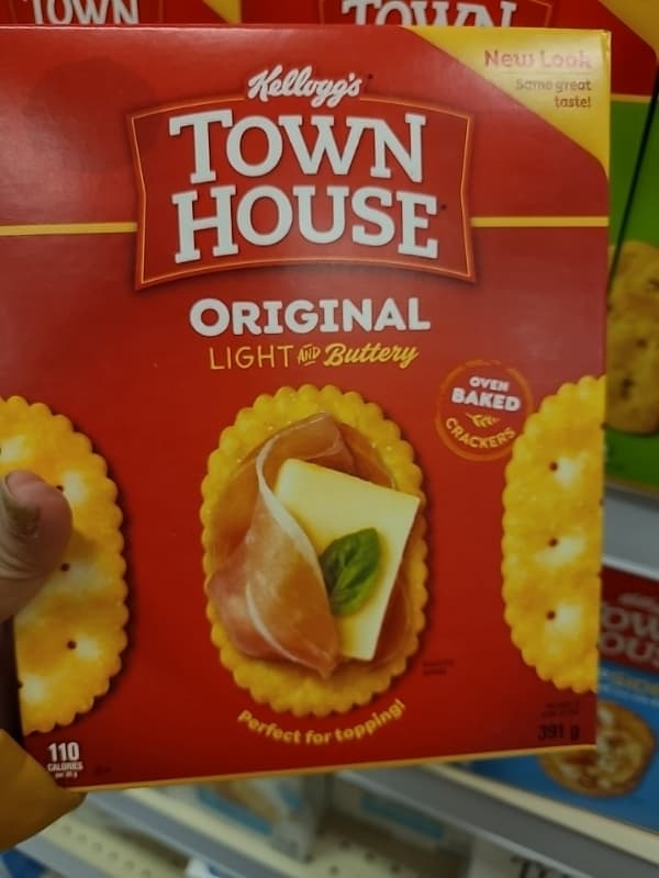 Kellogg'S Town House Original Light And Buttery Oven Baked Crackers