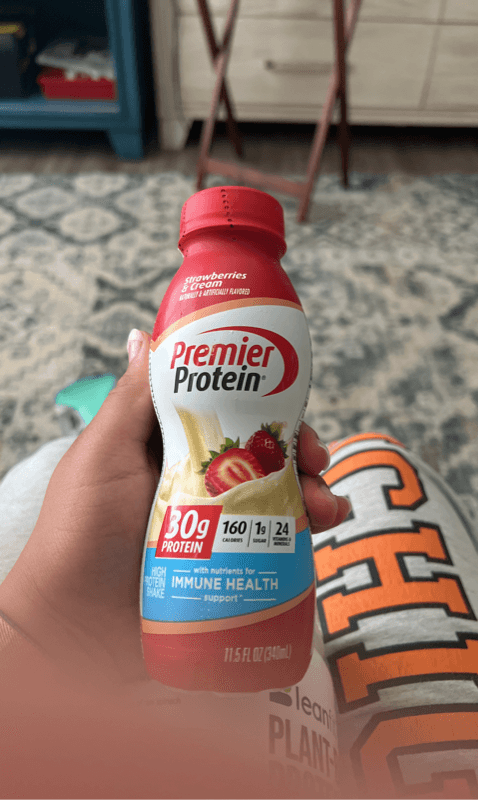 Premier Protein Strawberries & Cream High Protein Shake