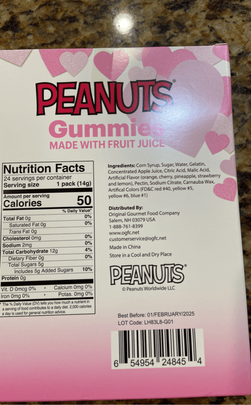 Peanuts Gummies Made With Fruit Juice