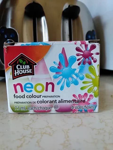 Clubhouse Neon Food Colour Preparation