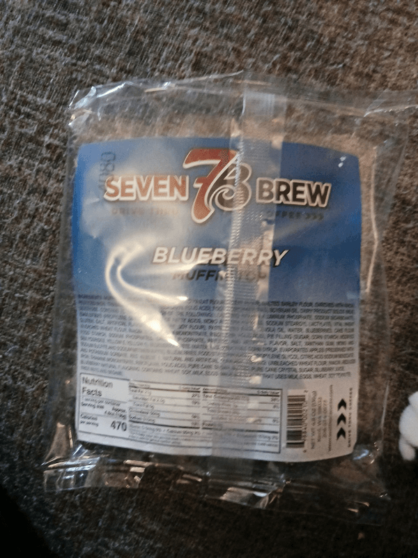 Seven Brew Blueberry Muffin Top