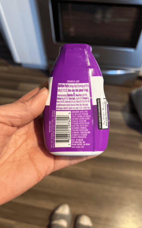 Meijer Berry Pomegranate Liquid Water Enhancer