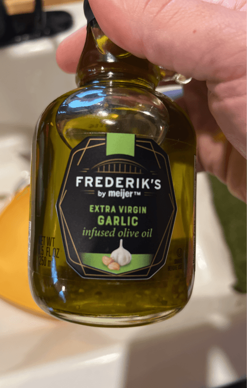 Frederik'S By Meijer Extra Virgin Garlic Infused Olive Oil