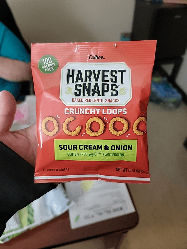 Calbee Harvest Snaps Crunchy Loops Sour Cream & Onion Flavored Crisps