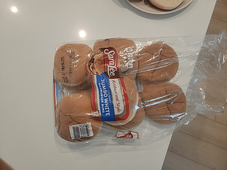 Sara Lee Restaurant Style Gourmet Jumbo White Hamburger Buns