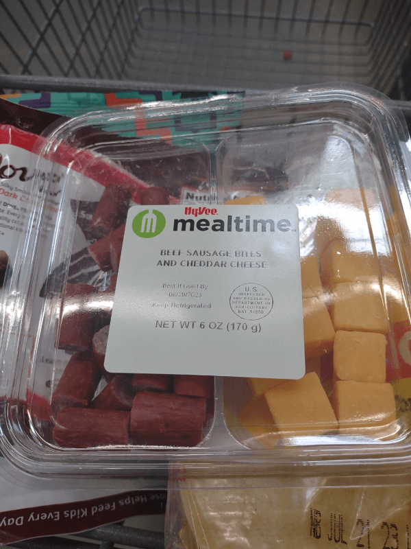 Hy-Vee Mealtime Beef Sausage Bites And Cheddar Cheese