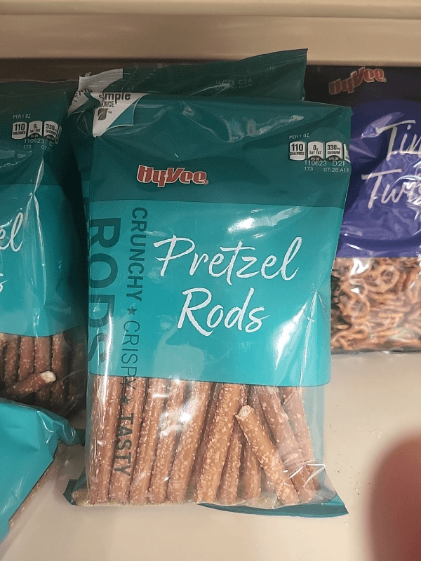 Hy-Vee Crunchy Pretzel Rods