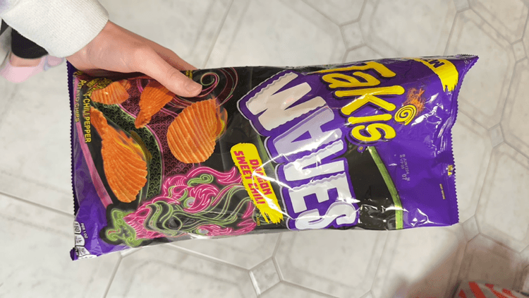 Takis Waves Dragon Sweet Chili Potato Chips