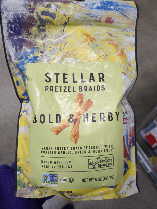 Stellar Bold & Herby Pretzel Braids