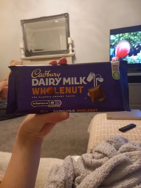 Cadburry Dairy Milk Wholenut