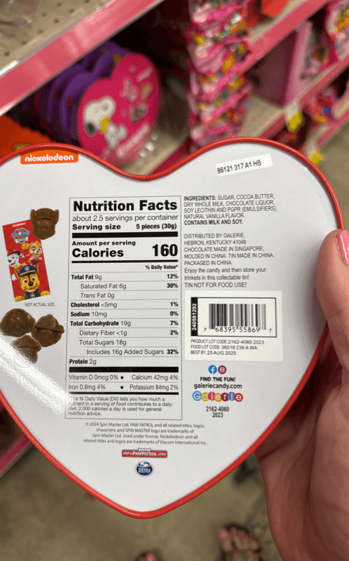 Paw Patrol Heart Tin With Milk Chocolate