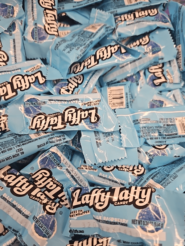 Laffy Taffy Blue Raspberry Candy With Jokes On Every Wrapper