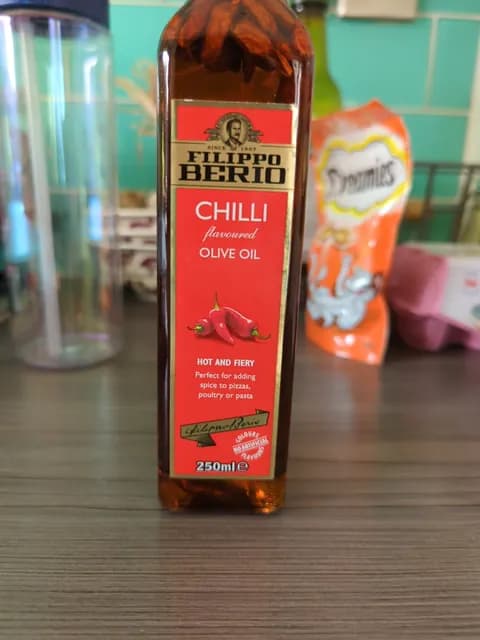 Filippo Berio Chilli Flavoured Olive Oil