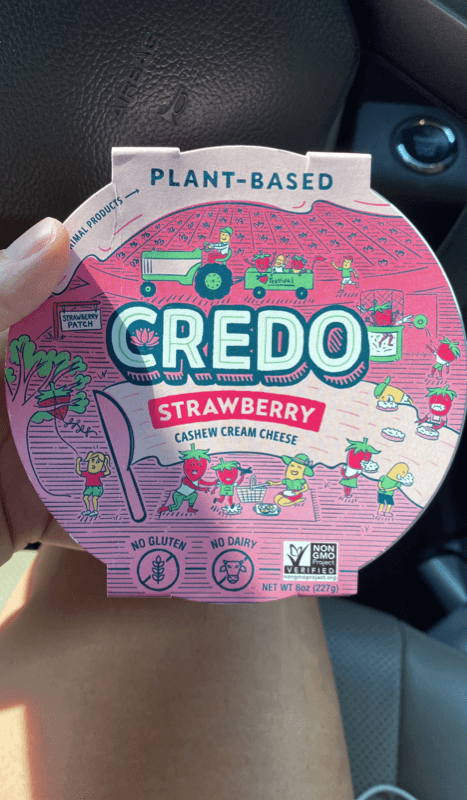 Credo Plant-Based Strawberry Cashew Cream Cheese