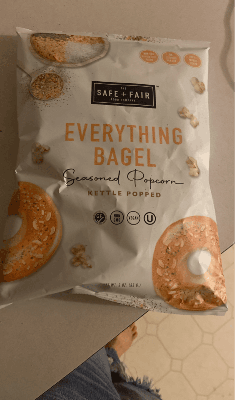 Safe + Fair Everything Bagel Seasoned Popcorn