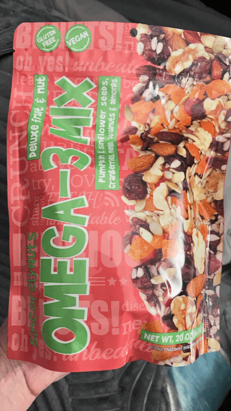 Sincerely Nuts Deluxe Fruit & Nut Omega-3 Mix